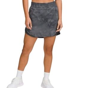 Lululemon Hotty Hot HR Skirt